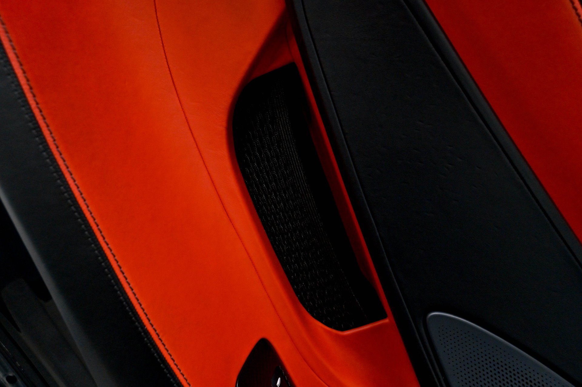 Used 2019 McLaren 600LT RWD image 55
