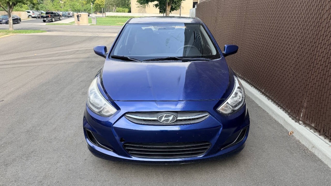 Used 2017 Hyundai Accent SE FWD image 3