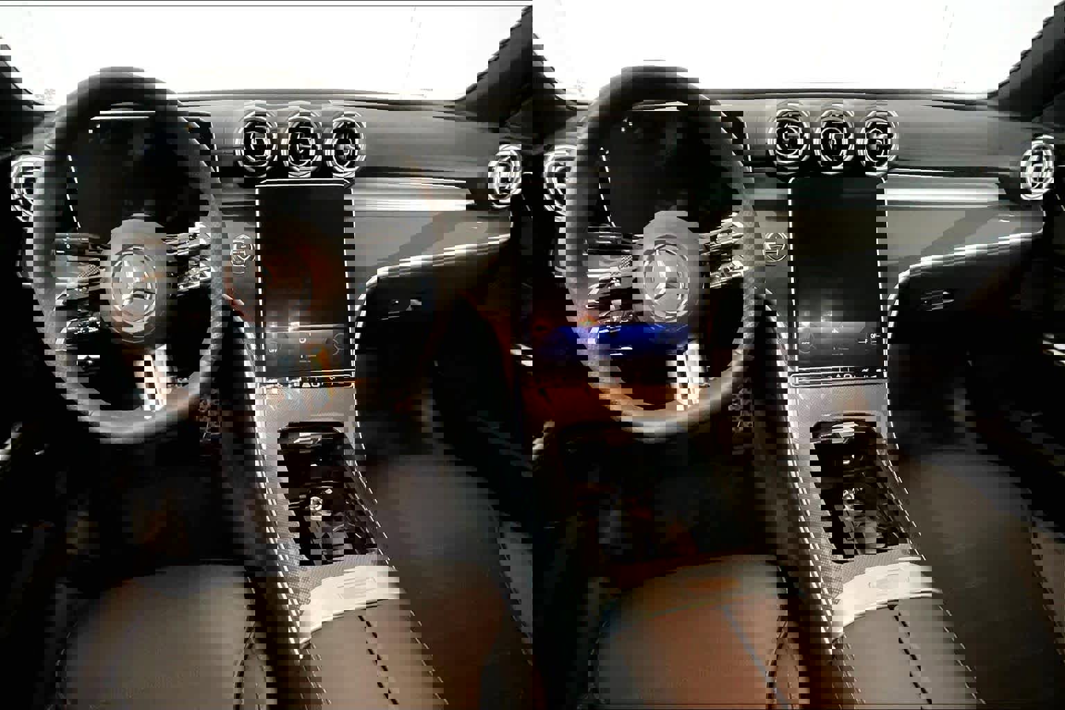 Used 2023 Mercedes-Benz C 300 C 300 image 16