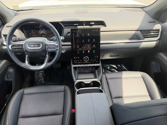 Used 2025 GMC Terrain Elevation w/ Elevation Premium Package AWD/4WD image 17
