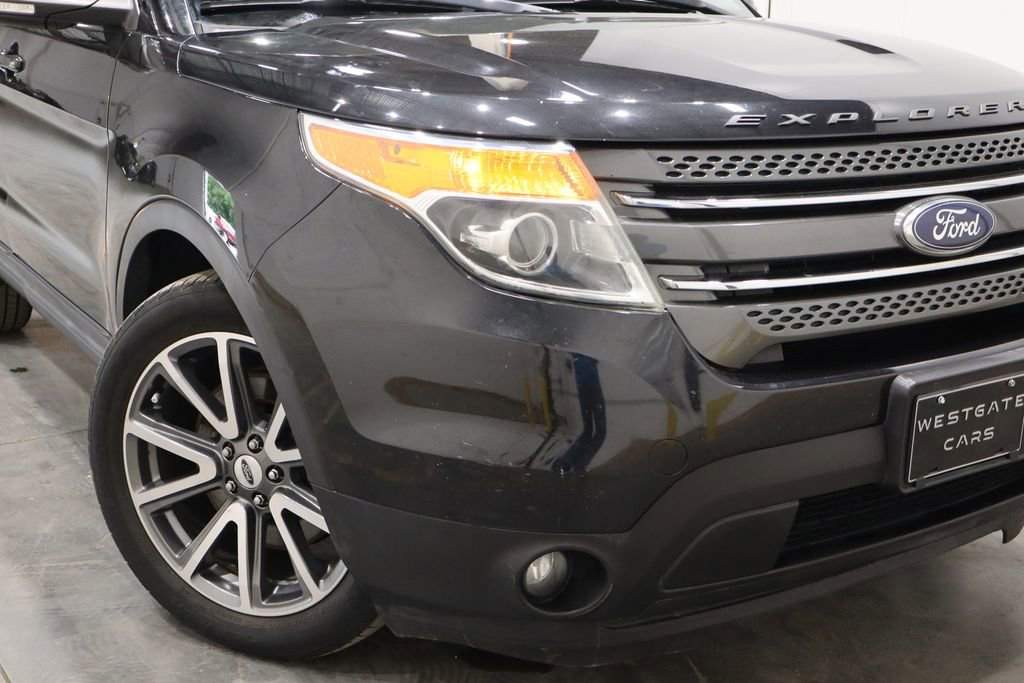 Used 2015 Ford Explorer XLT w/ Equipment Group 202B image 46
