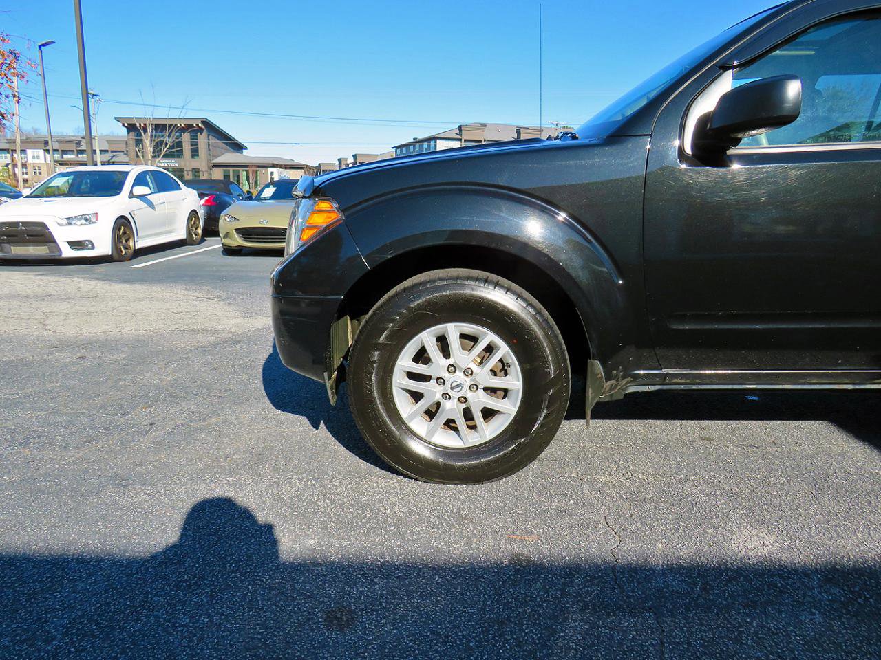 Used 2018 Nissan Frontier SV w/ Value Truck Package RWD image 34