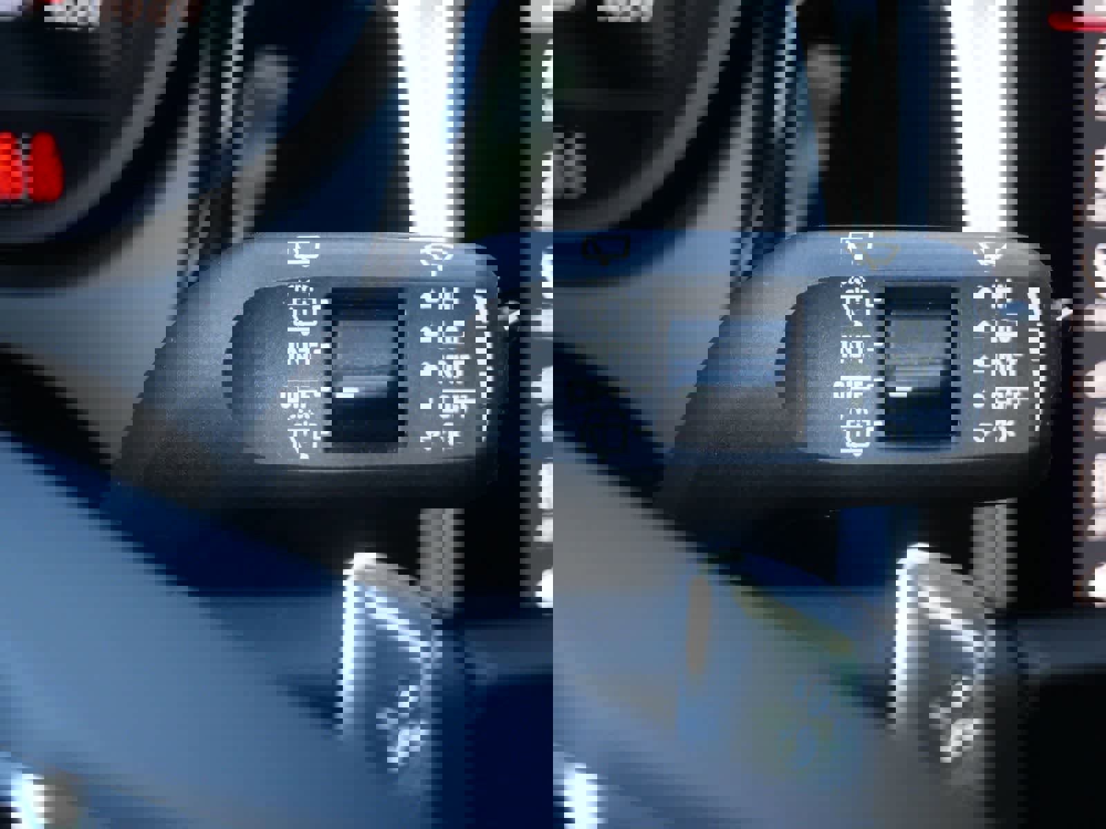 Certified 2023 Porsche Macan image 24