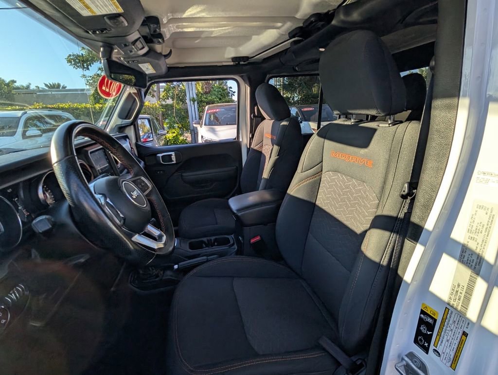 Used 2022 Jeep Gladiator Mojave w/ Trailer Tow Package image 12