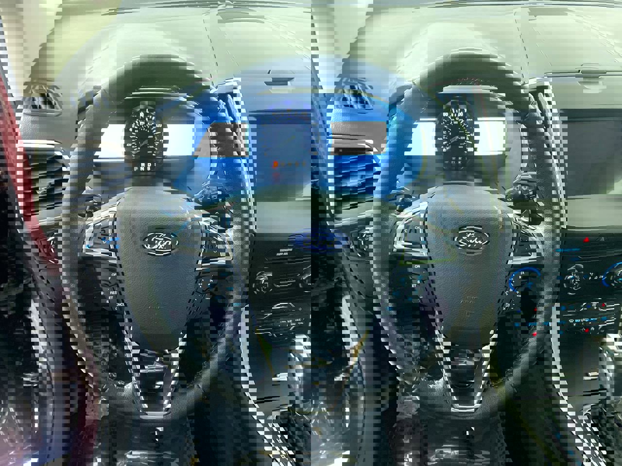 Used 2018 Ford Edge SEL w/ Equipment Group 201A image 13