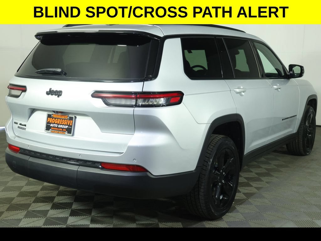 Used 2022 Jeep Grand Cherokee L Laredo AWD/4WD image 10