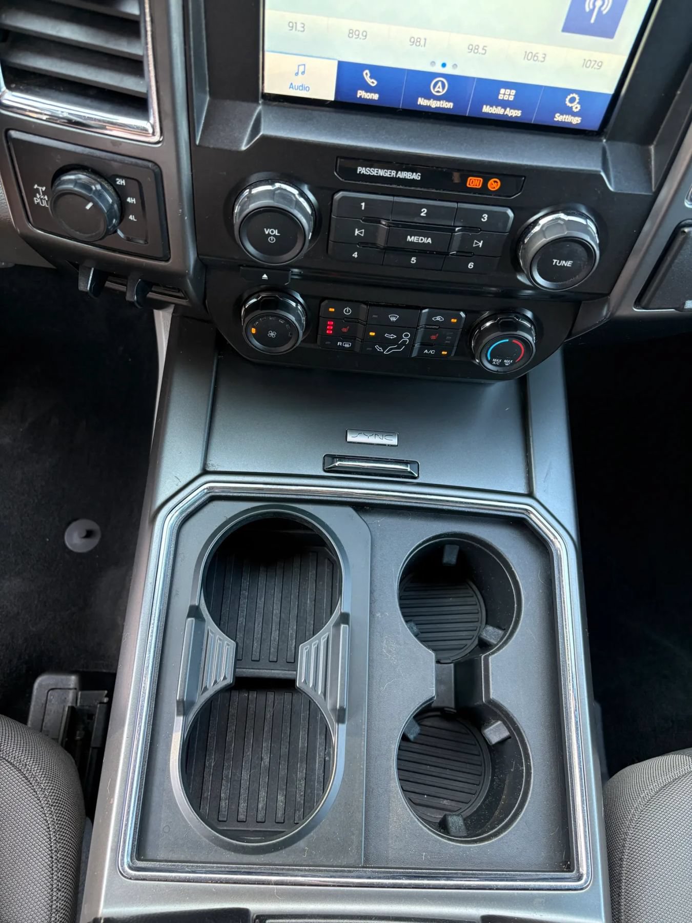Used 2018 Ford F250 XLT w/ XLT Premium Package AWD/4WD image 9