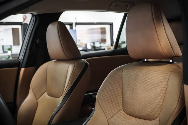 Certified 2023 Lexus RZ 450e Premium w/ Technology Package AWD/4WD image 10