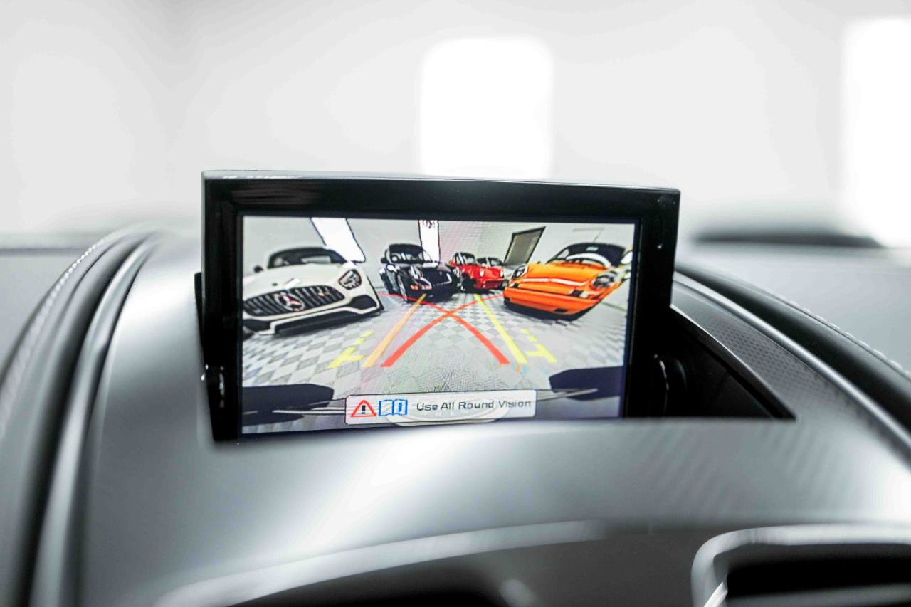 Used 2016 Aston Martin Vanquish Coupe image 49