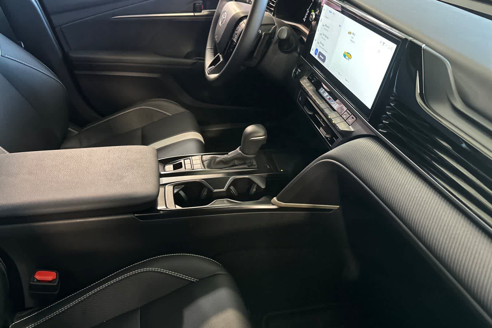 Used 2026 Toyota Camry SE w/ Multimedia Upgrade Package FWD image 17