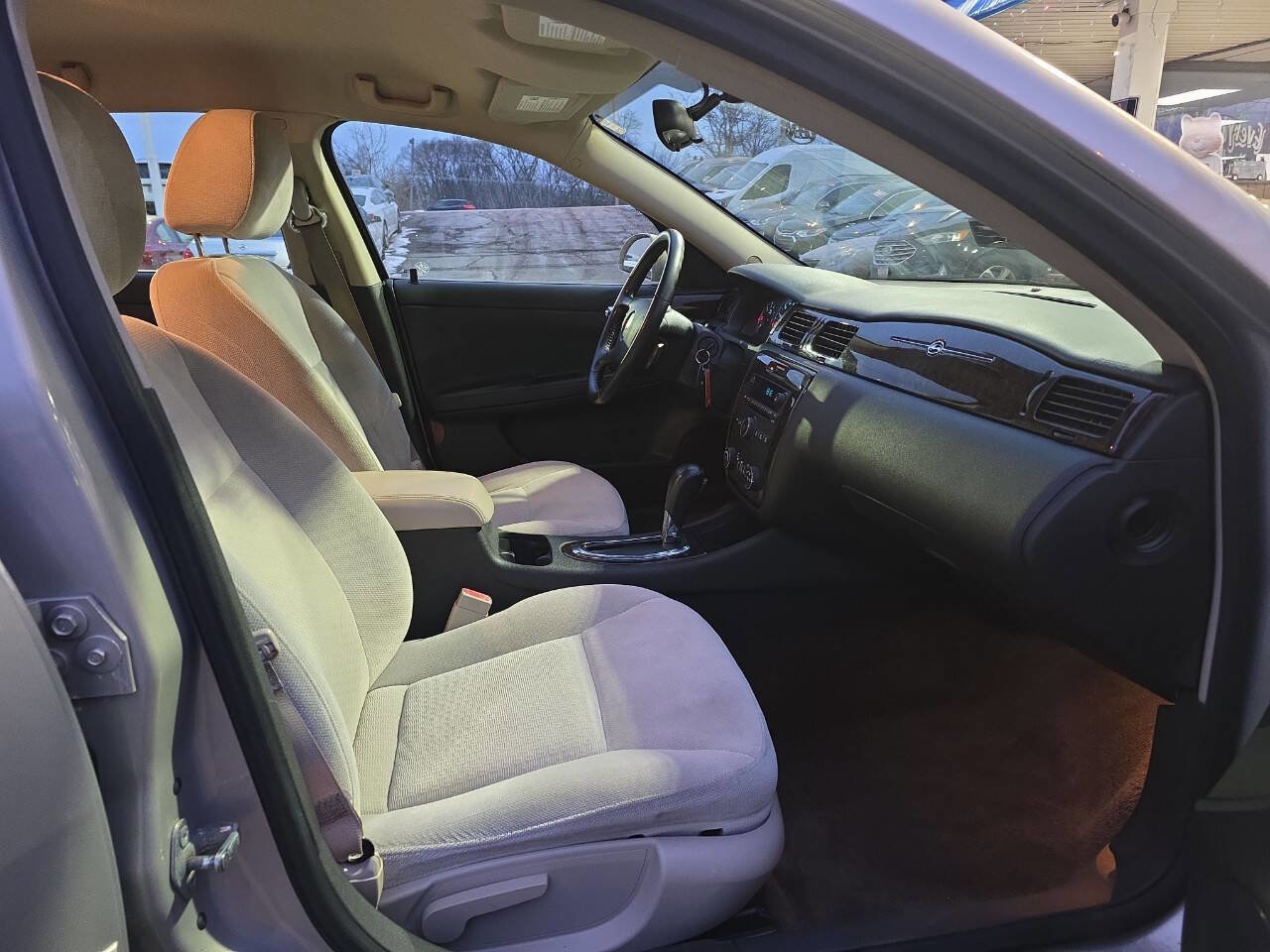 Used 2012 Chevrolet Impala LT image 24