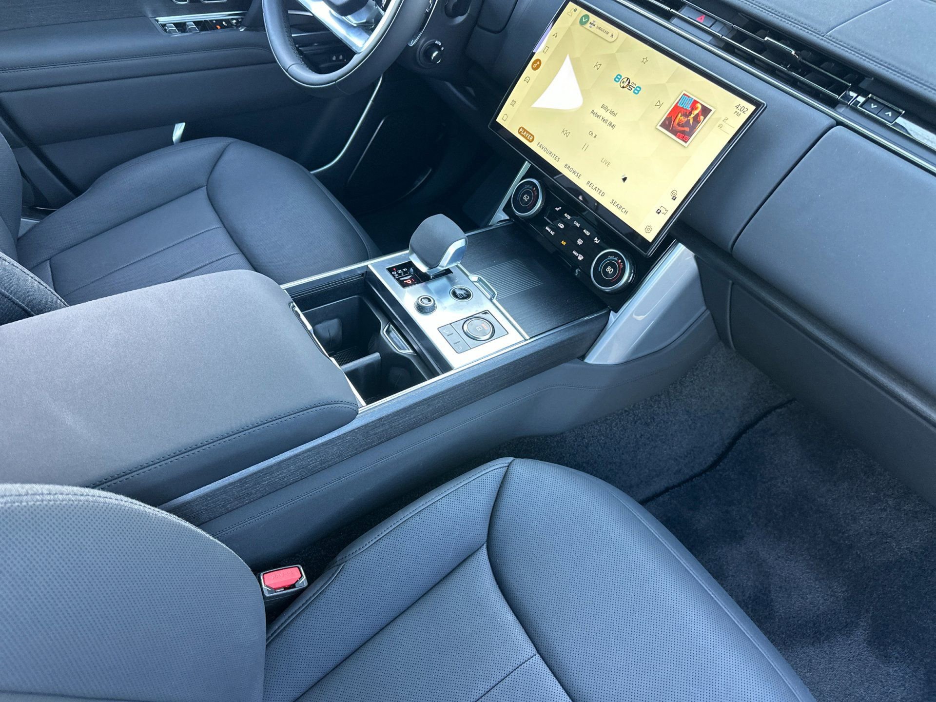 Used 2023 Land Rover Range Rover First Edition image 16