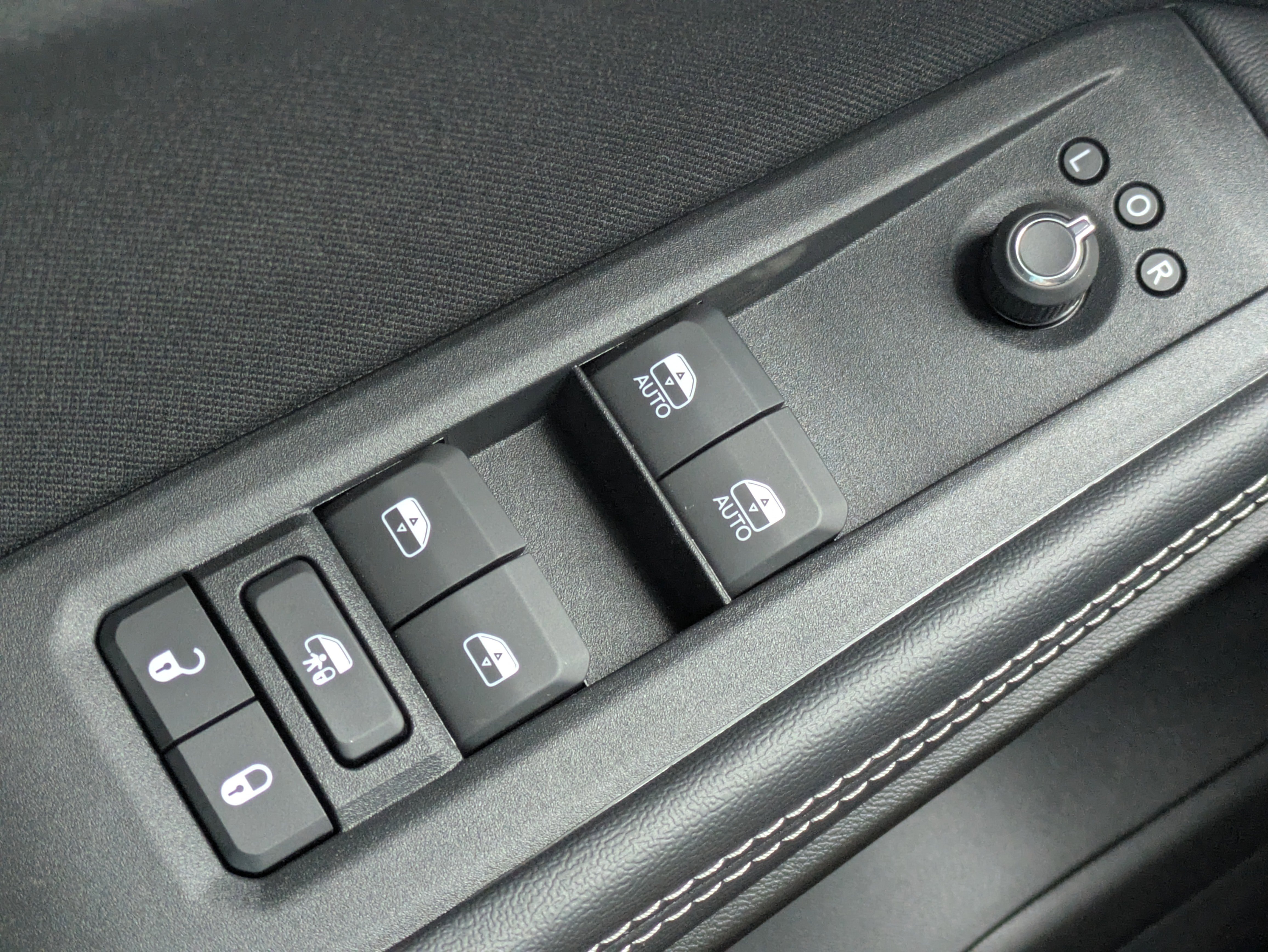 New 2026 Jeep Cherokee Laredo image 22