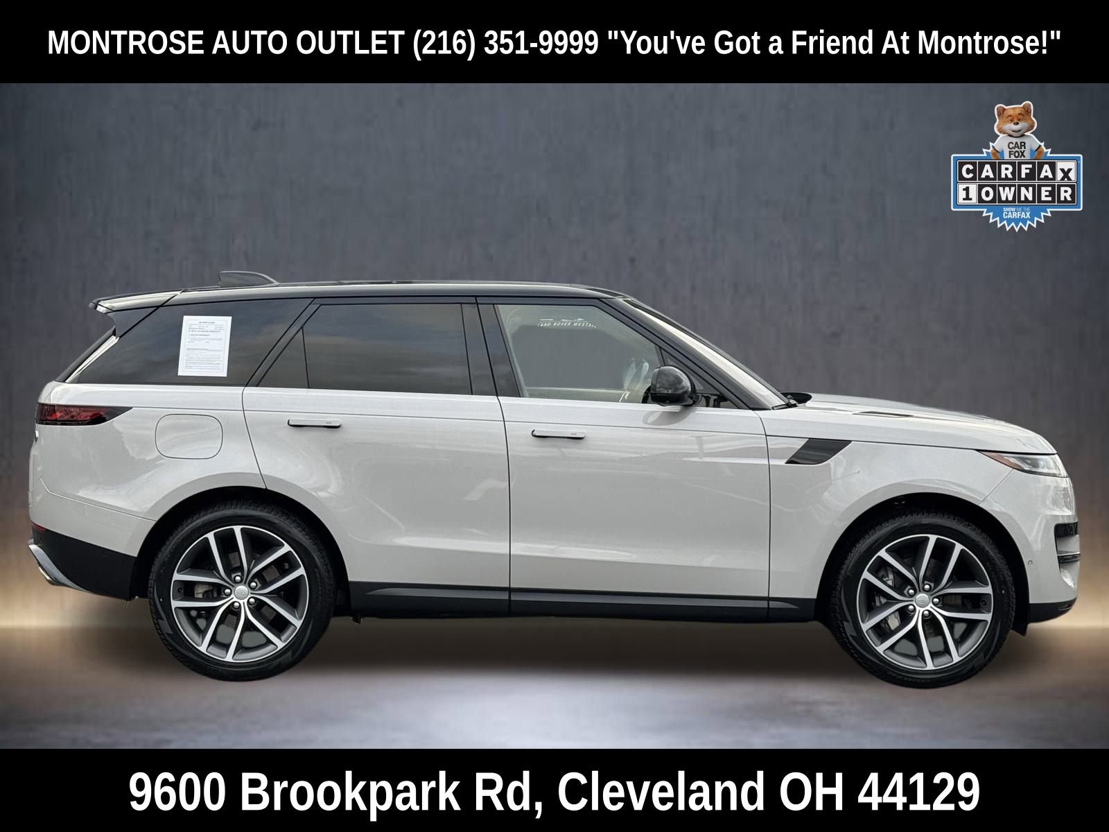 Used 2023 Land Rover Range Rover Sport SE image 3