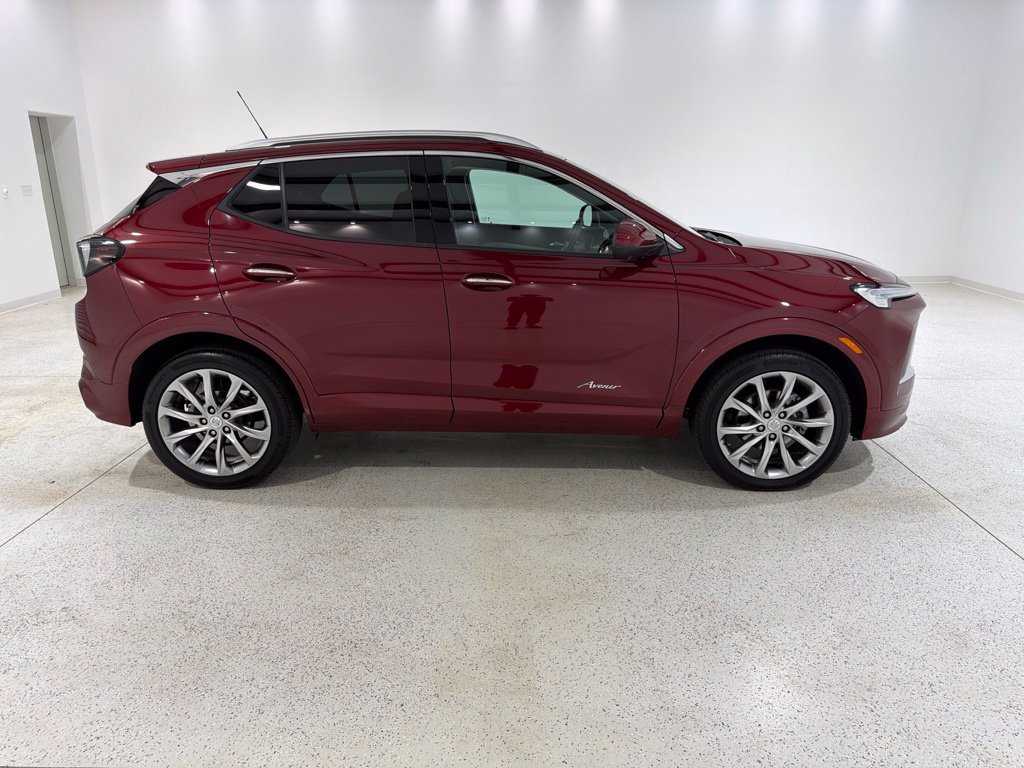 Used 2025 Buick Encore GX Avenir w/ Avenir Technology Package AWD/4WD image 6