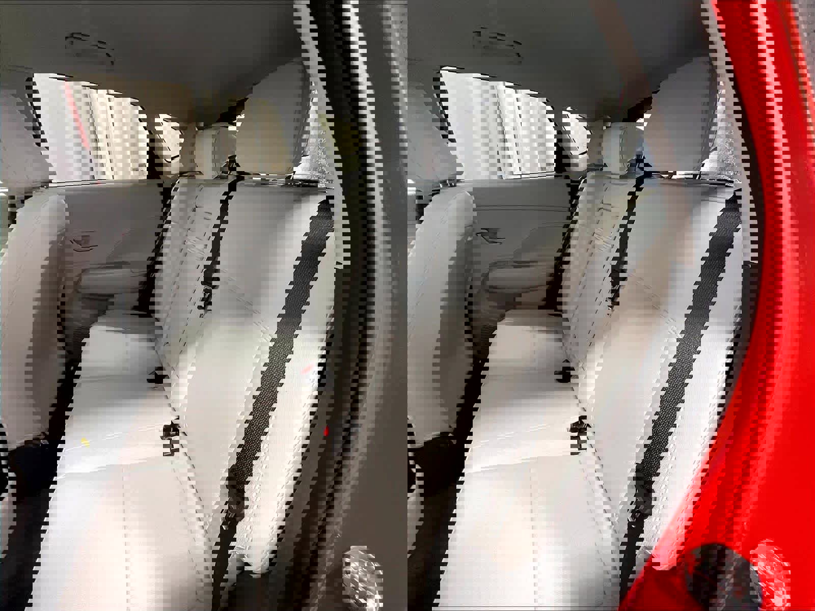 Used 2024 Hyundai Kona SEL w/ Convenience Package AWD/4WD image 15