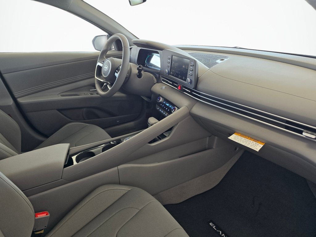 New 2026 Hyundai Elantra SEL Sport Premium FWD image 42