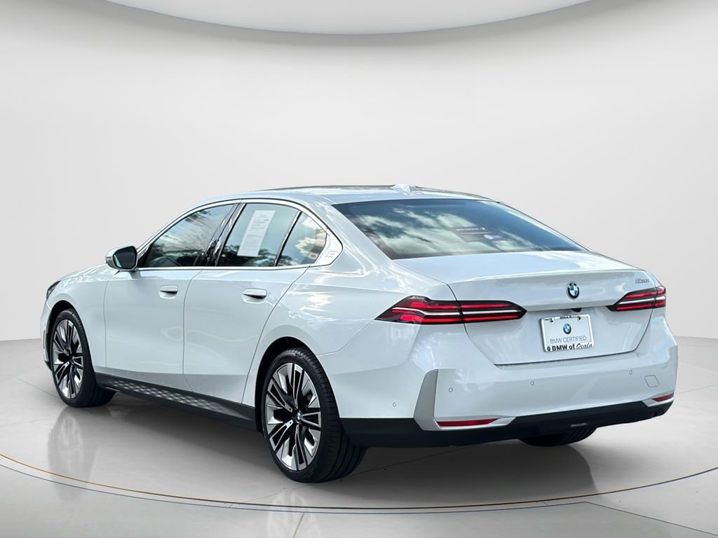 Certified 2026 BMW 530i w/ Premium Package image 11