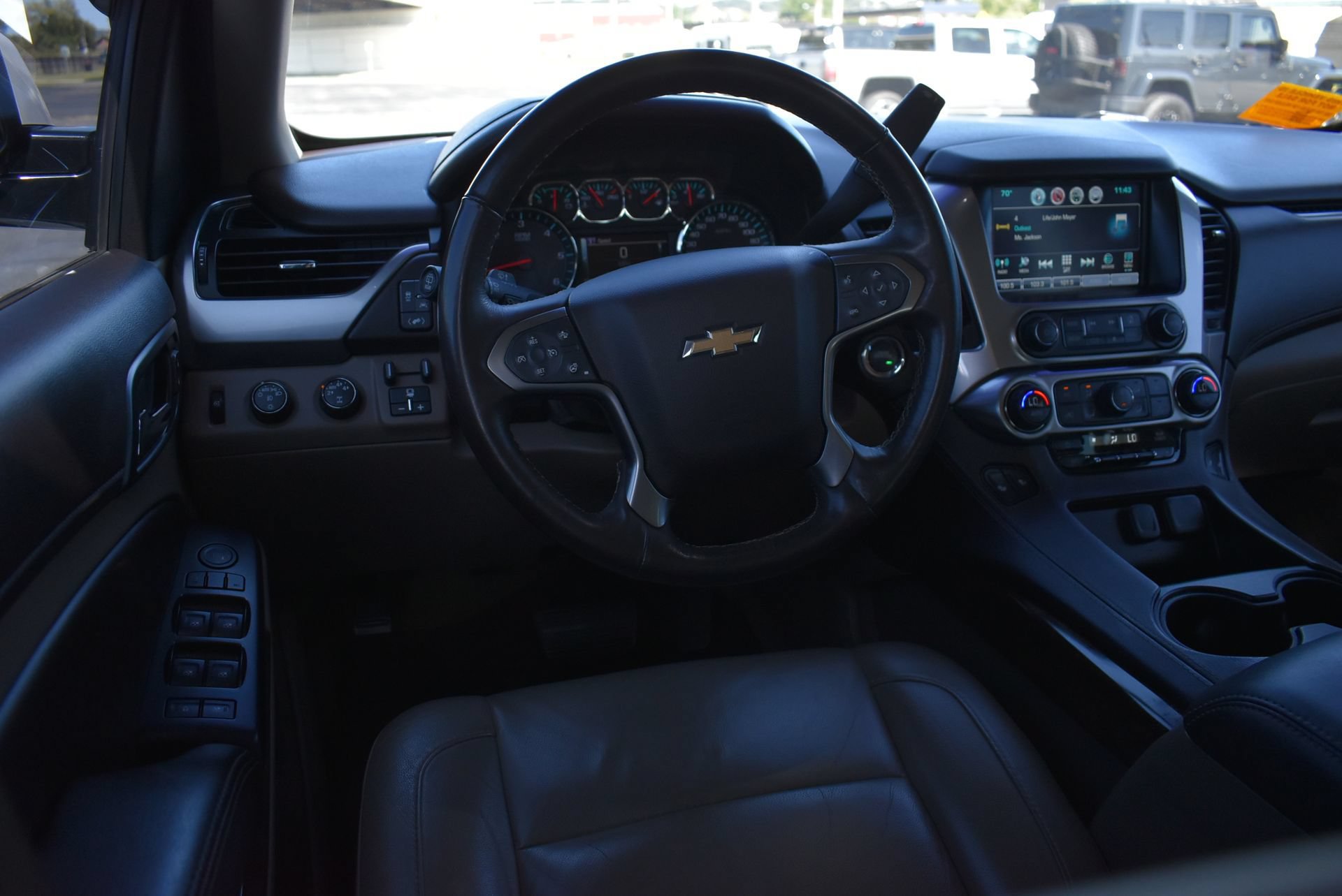 Used 2016 Chevrolet Tahoe LT w/ Luxury Package AWD/4WD image 17