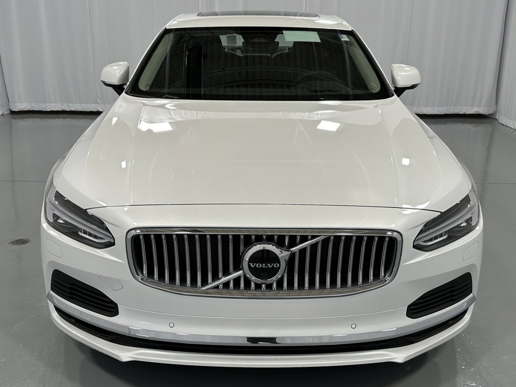 New 2024 Volvo S90 T8 Ultimate w/ Protection Package image 3
