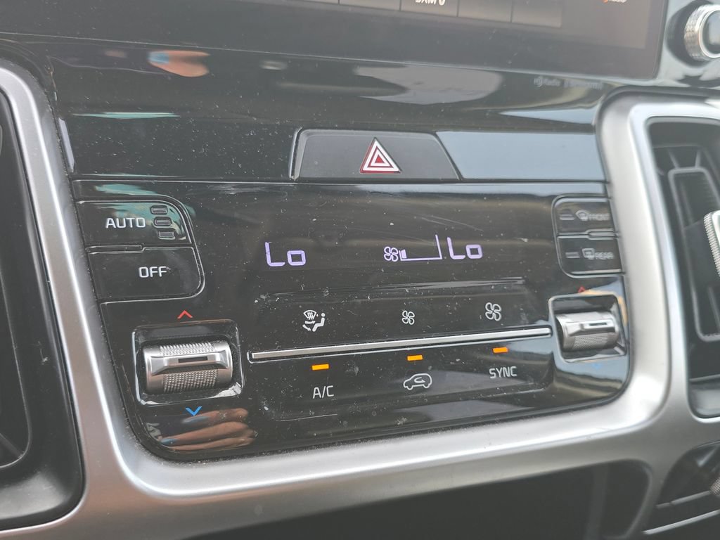 Used 2022 Kia Sorento S w/ Panoramic Sunroof Package FWD image 34