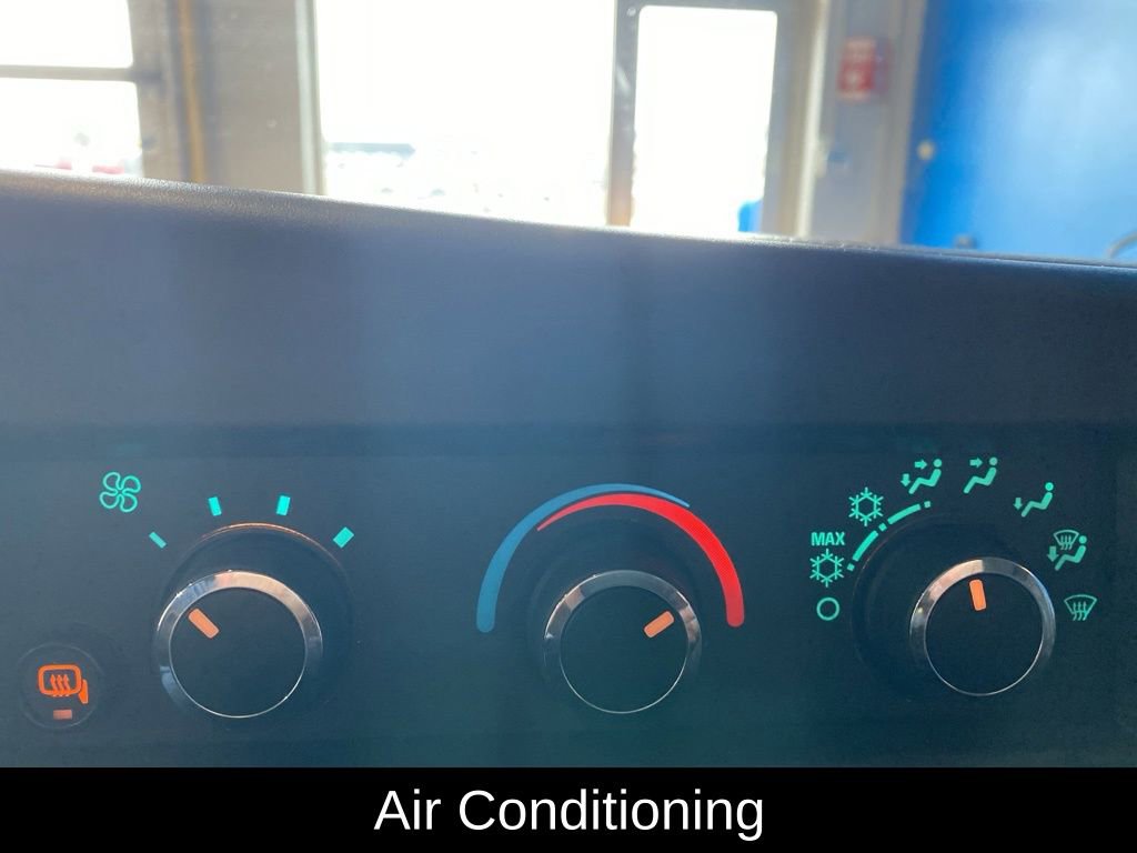 Used 2021 GMC Savana 2500 w/ Driver Convenience Package image 6