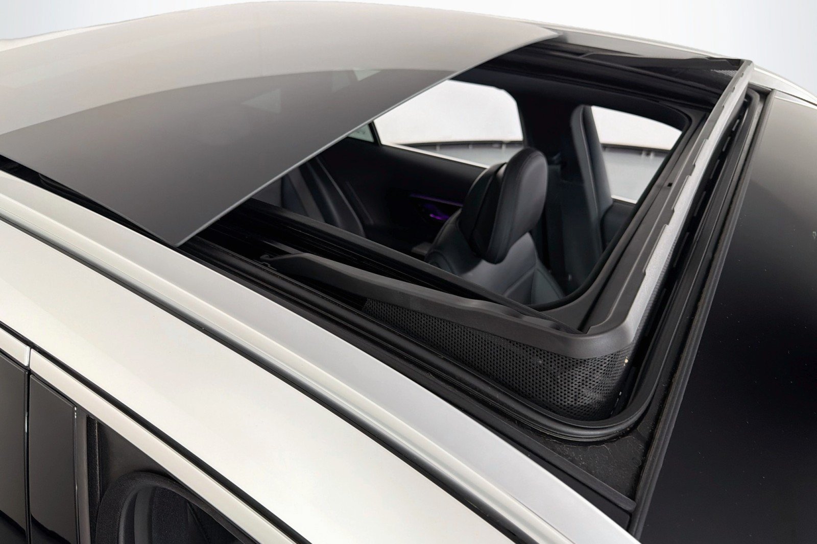 Certified 2026 Mercedes-Benz GLC 300 image 23