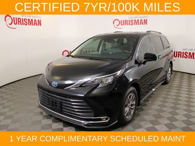 Used 2024 Toyota Sienna XLE