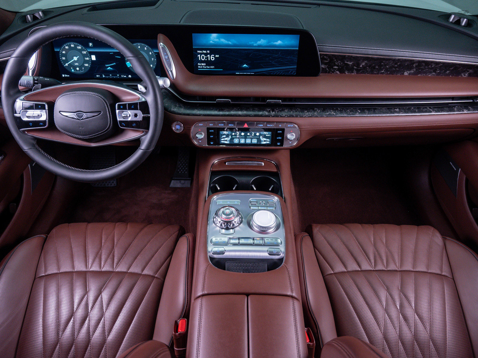 Used 2024 Genesis G90 3.5T image 16