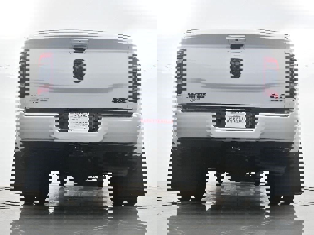 Used 2022 RAM 3500 Limited w/ Max Tow Package image 31