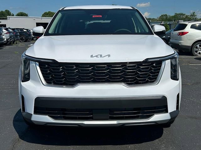 New 2025 Kia Sorento LX image 13