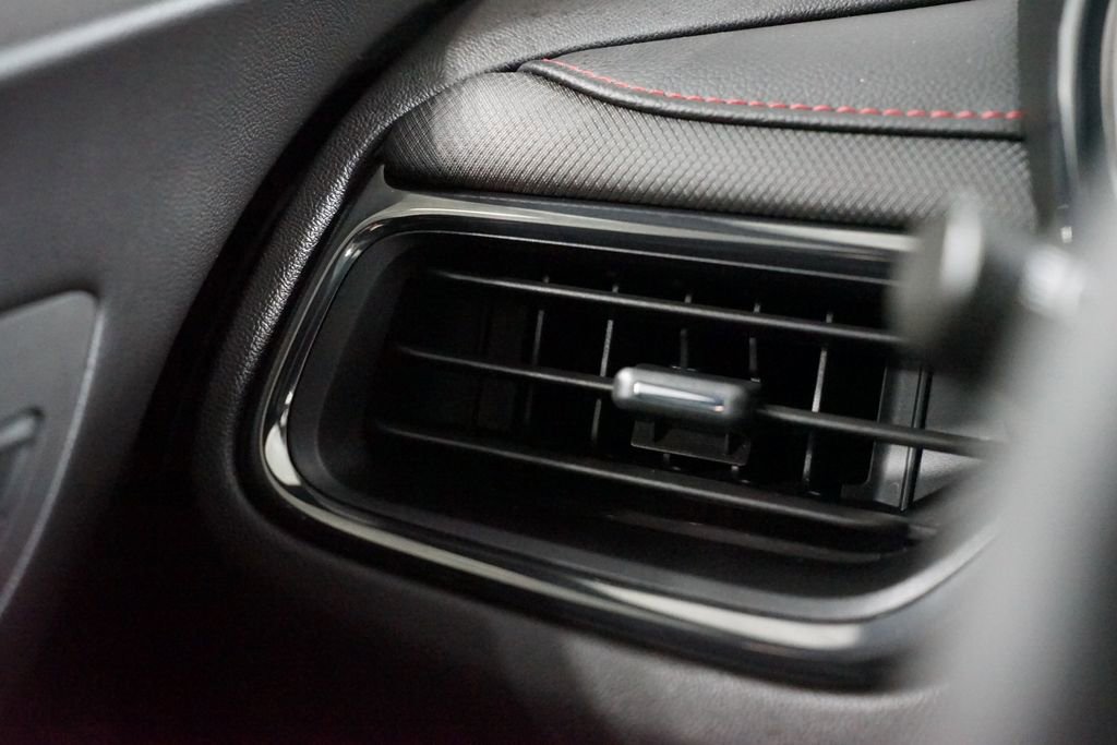 Used 2023 Chevrolet Equinox RS w/ RS Leather Package image 25