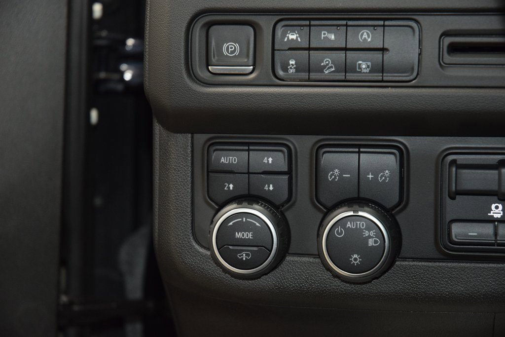 Used 2023 Chevrolet Tahoe Z71 w/ Z71 Off-Road Package image 36