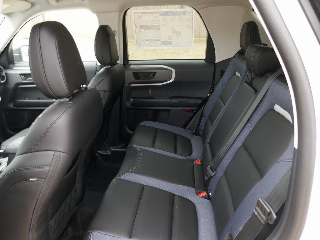 New 2025 Ford Bronco Sport Outer Banks image 13