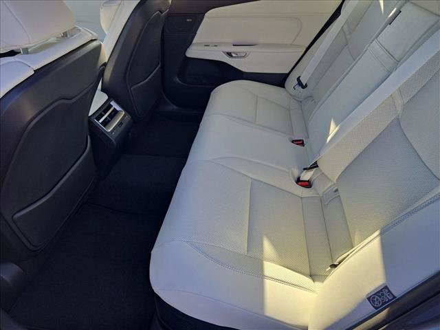New 2026 Lexus ES 350h FWD image 15