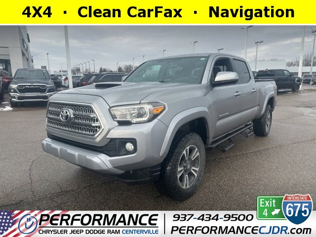 Used 2017 Toyota Tacoma TRD Sport image 1