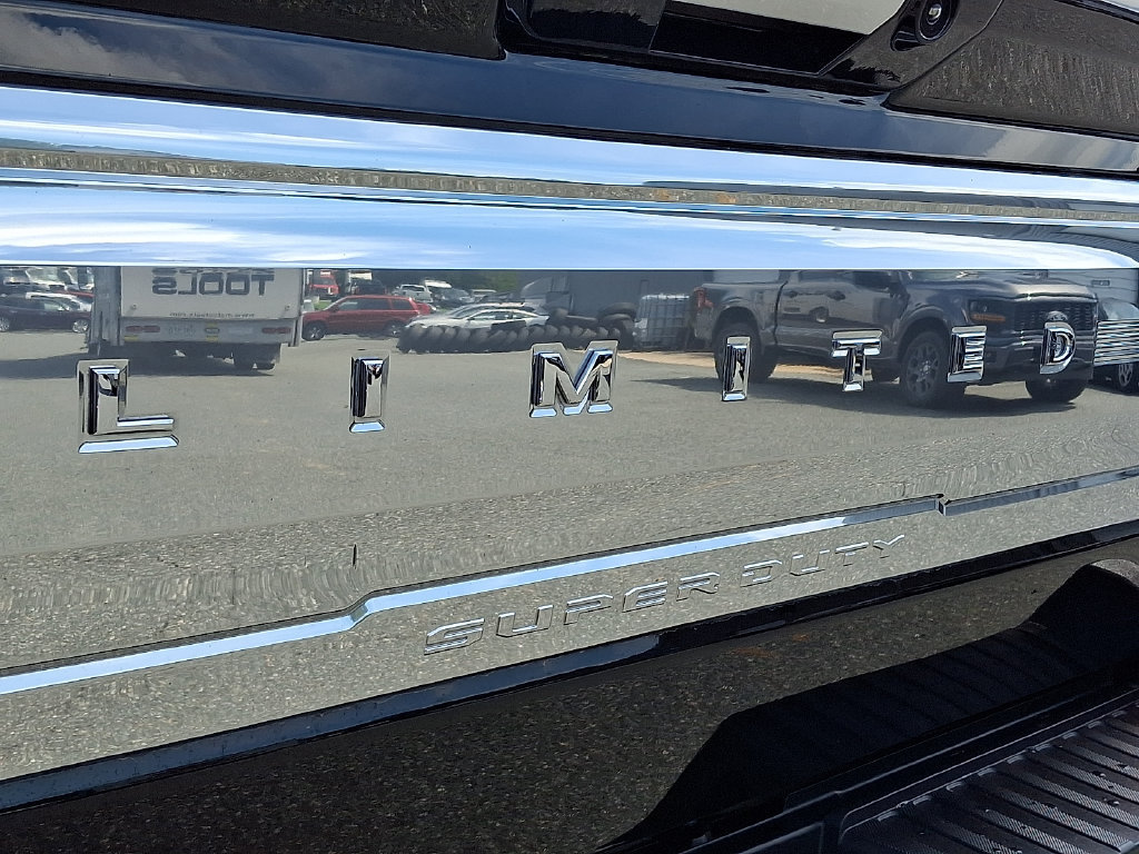 Used 2024 Ford F350 Limited w/ FX4 Off-Road Package AWD/4WD image 38