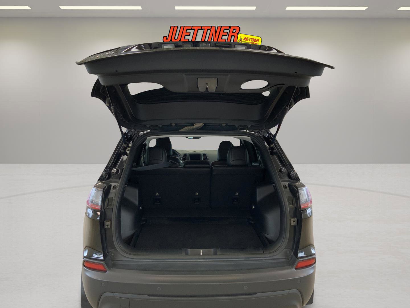Used 2021 Jeep Cherokee Latitude Lux image 12