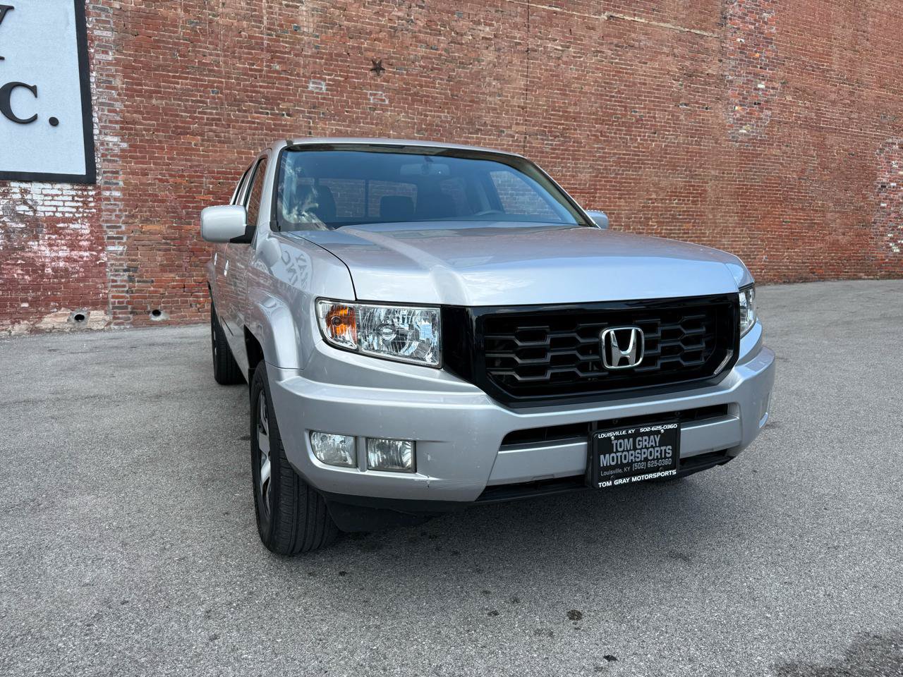 Used 2014 Honda Ridgeline SE image 2