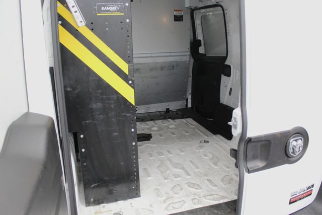 Used 2021 RAM ProMaster City Tradesman FWD image 12