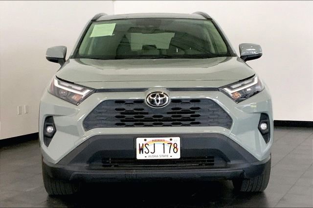 Used 2022 Toyota RAV4 XLE Premium AWD/4WD image 3
