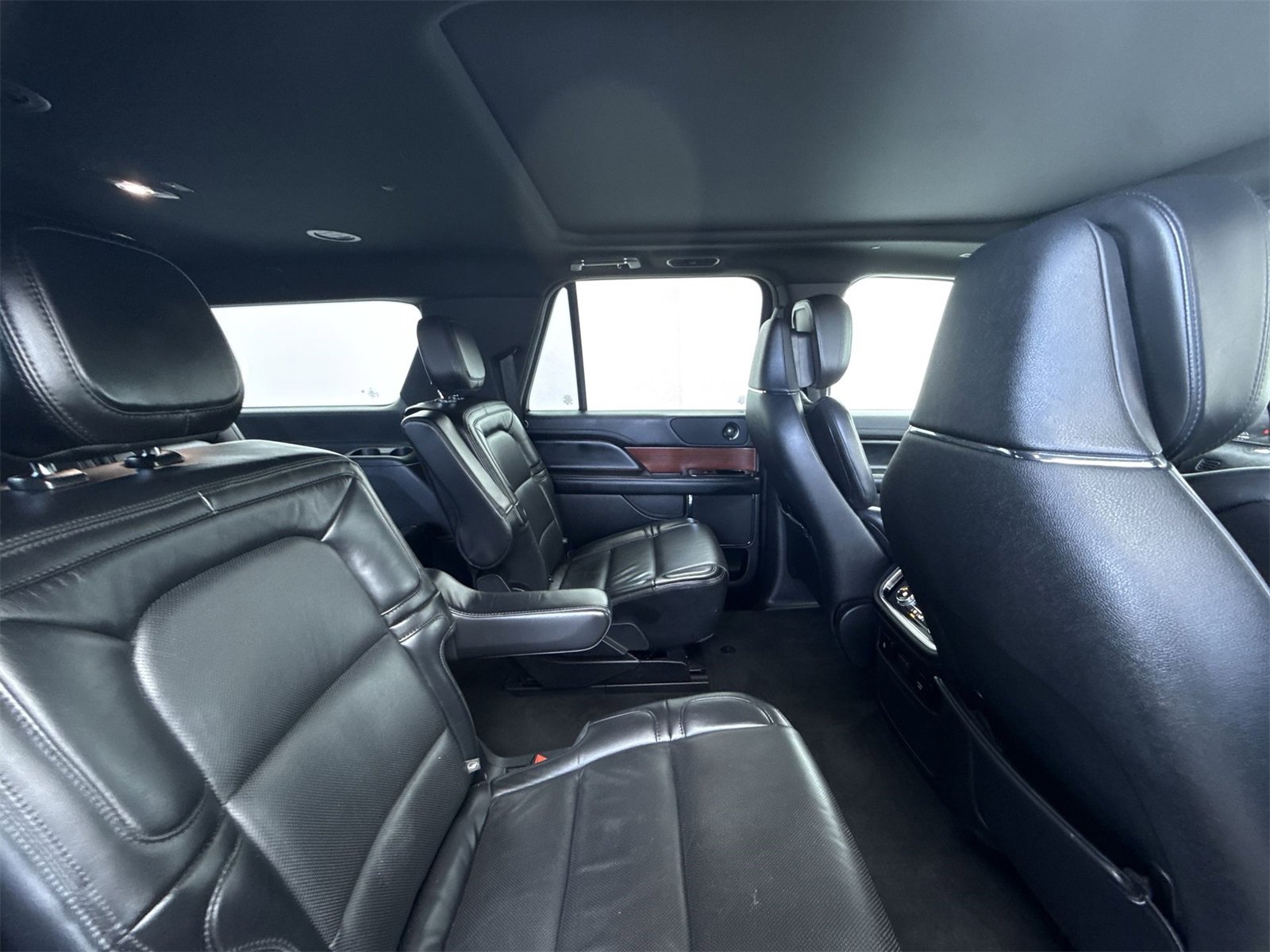 Used 2021 Lincoln Navigator L Reserve image 33