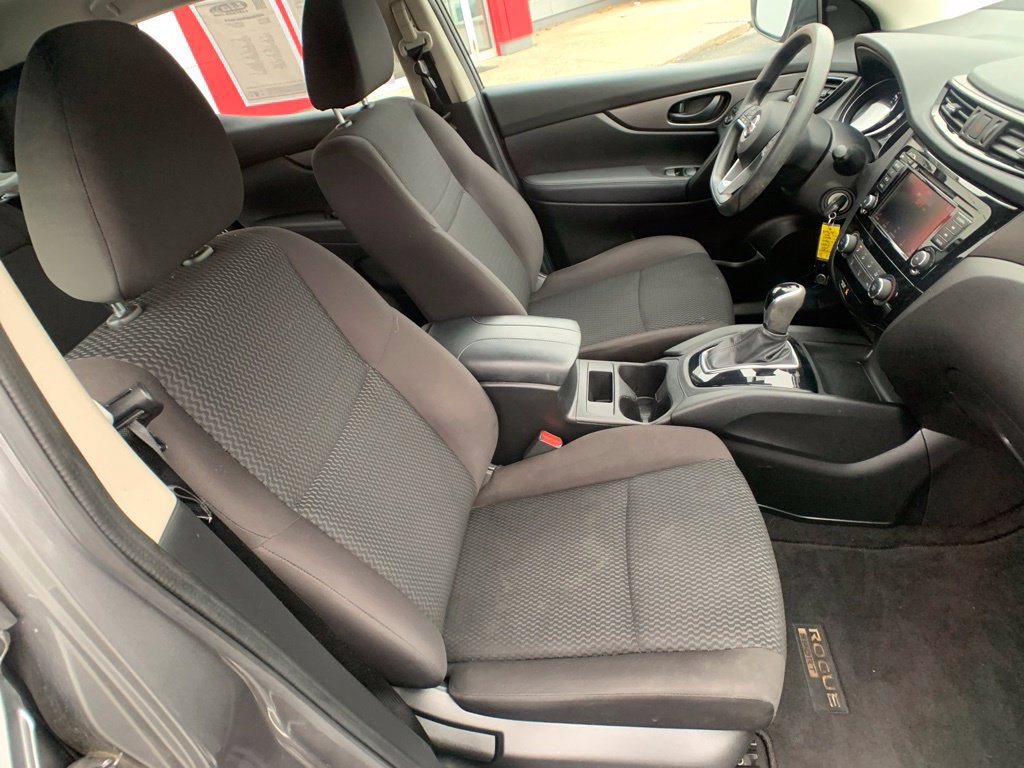 Used 2020 Nissan Rogue Sport S AWD/4WD image 29