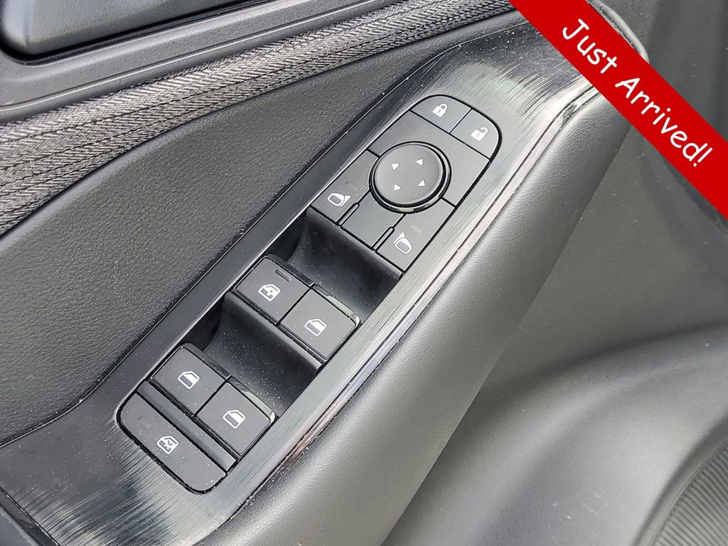 Used 2023 Nissan Rogue S FWD image 19
