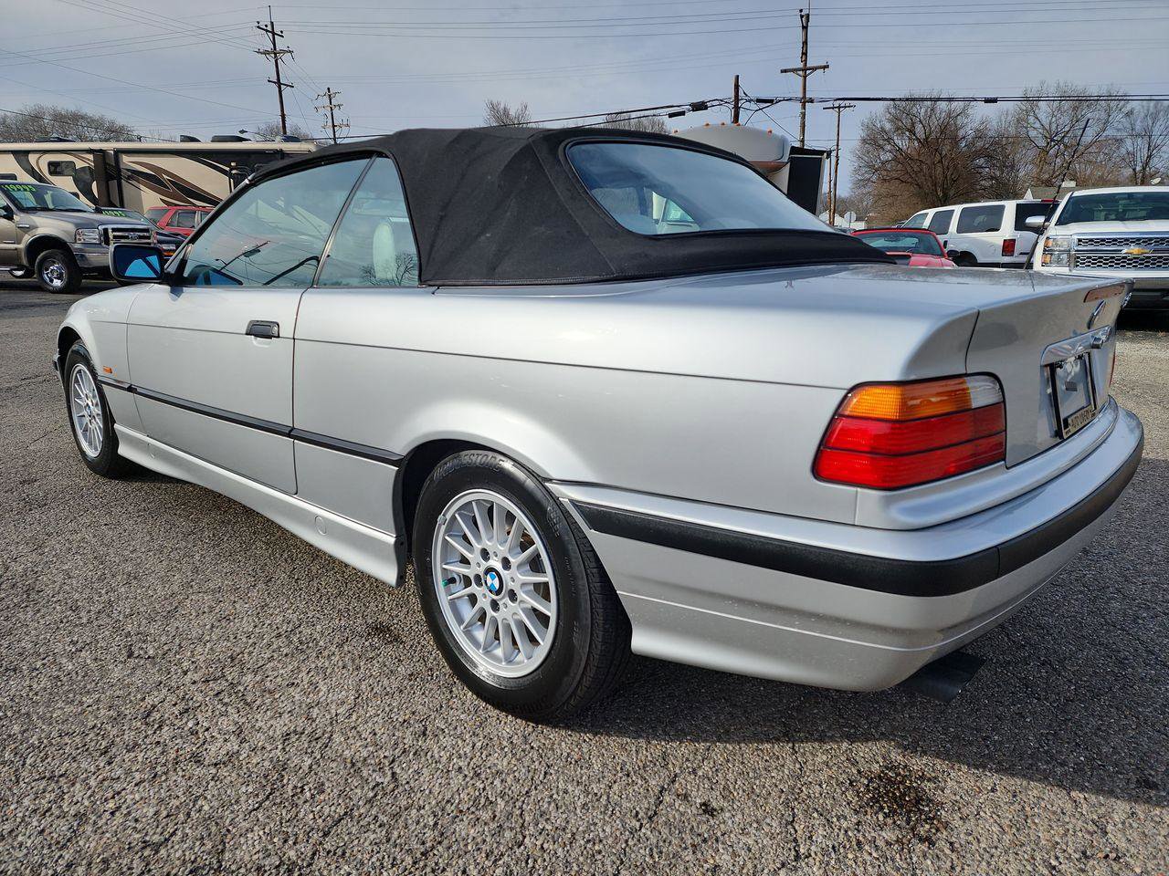Used 1998 BMW 328i Convertible image 20