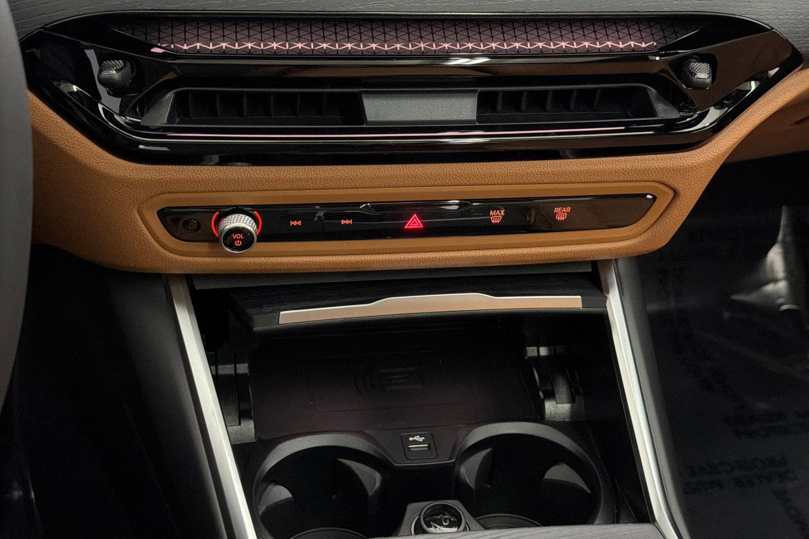 New 2026 BMW 330i Sedan w/ Premium Package image 24