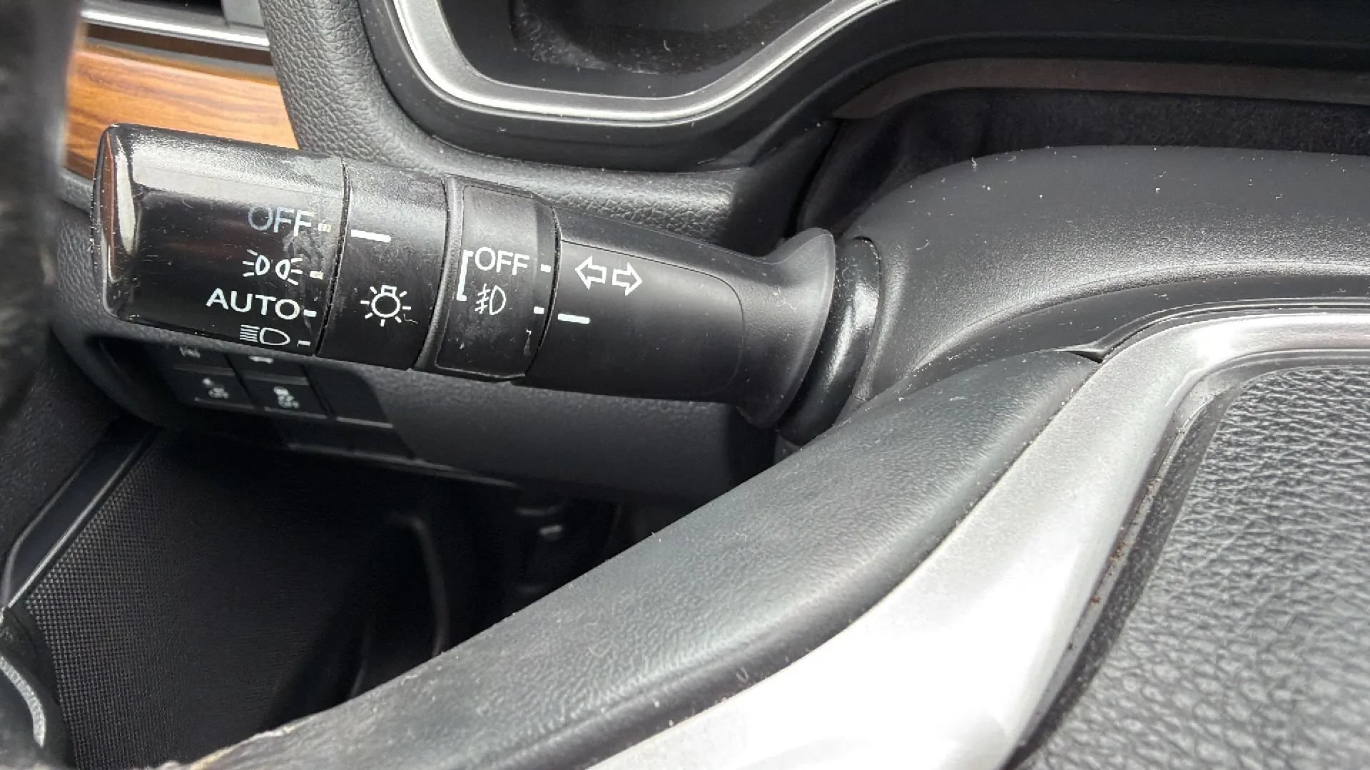 Used 2019 Honda CR-V EX-L image 14