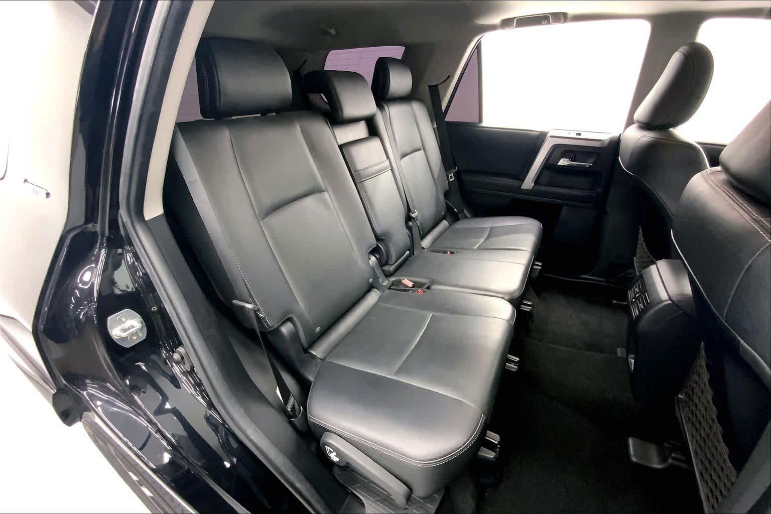 Used 2023 Toyota 4Runner Limited AWD/4WD image 13