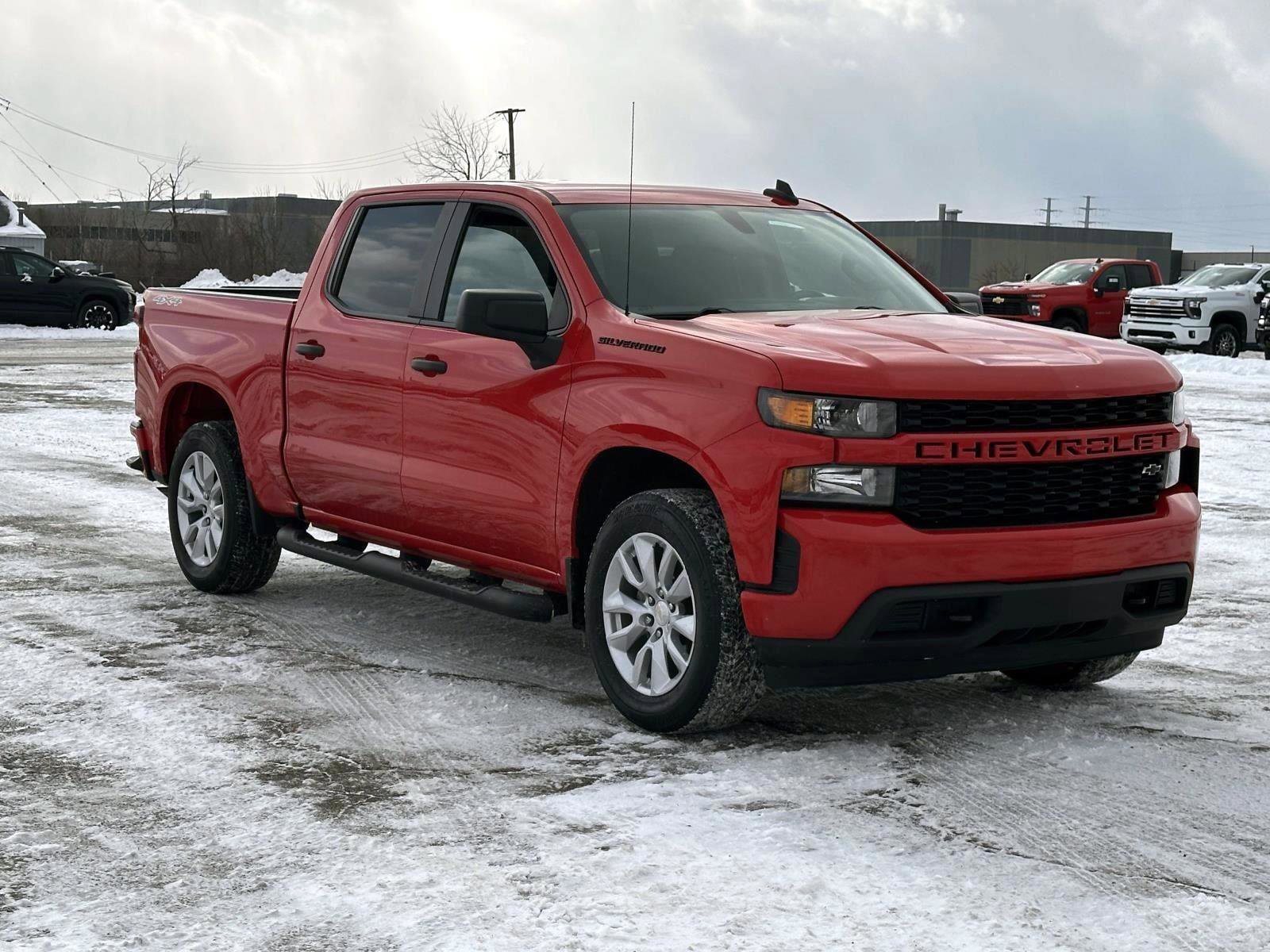 Used 2021 Chevrolet Silverado 1500 Custom w/ LPO, Dark Essentials Package image 6