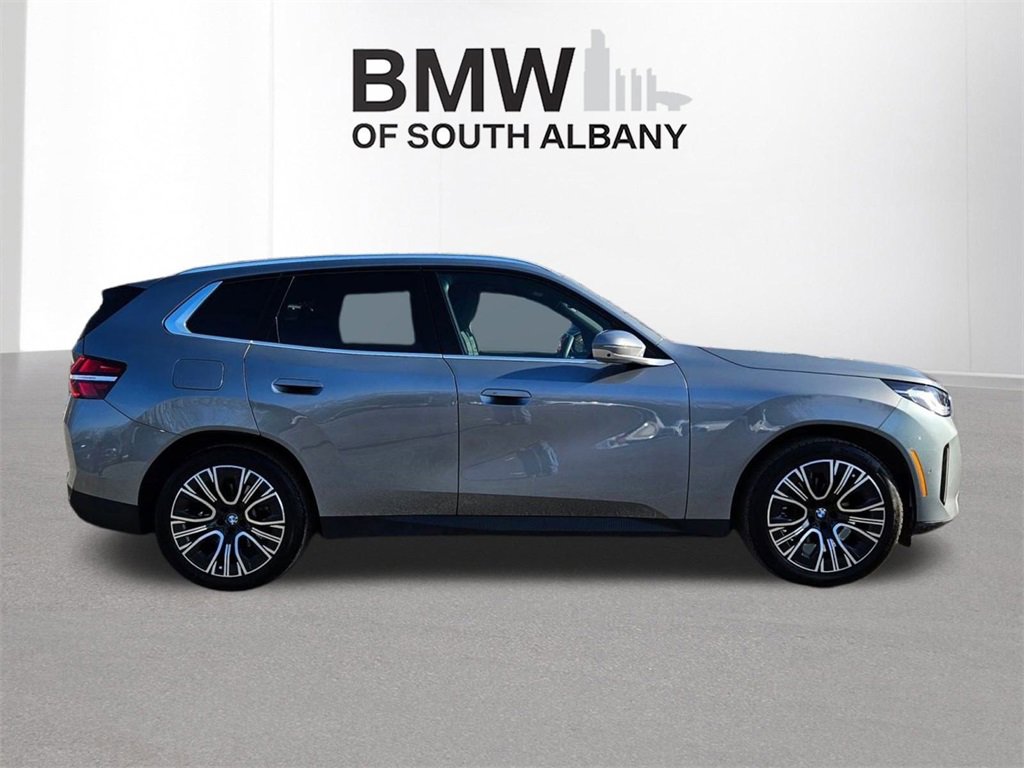 Used 2025 BMW X3 xDrive30i w/ Premium Package image 3